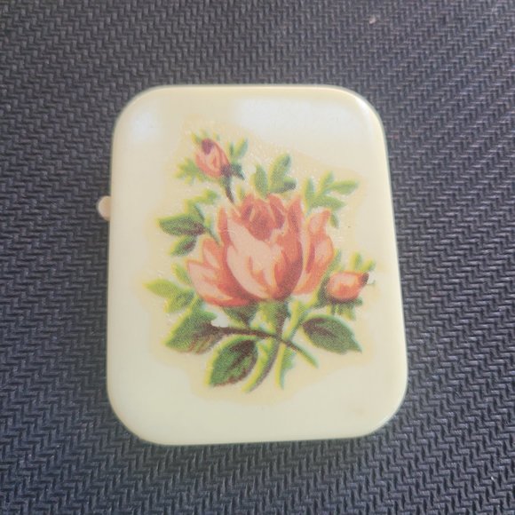 RARE! Vintage Squibb's tablet/pill box dispenser. Beautiful rose on the front - Picture 2 of 6